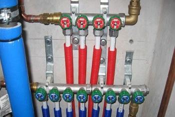 Plumbing in a private house: common organization options