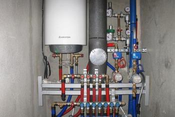 Electric wall-mounted water heater - we heat water for the home